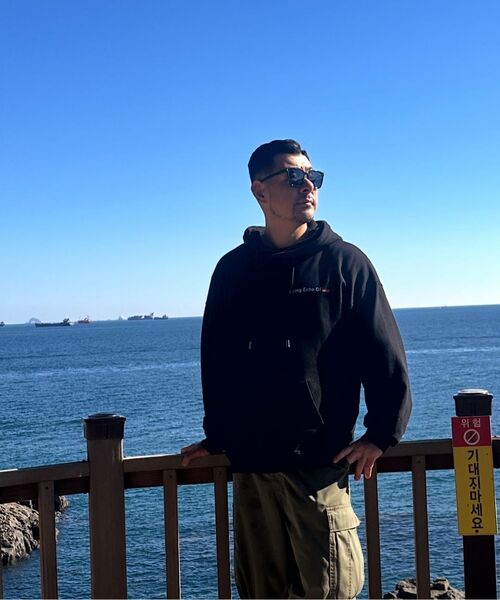 BEOM(ボム)の「メルティングデイジー デニムオーバーサイズシャツ (ブルー)(シャツ/ブラウス・メンズ・その他・MEDIUM/LARGE)」の9枚目の写真