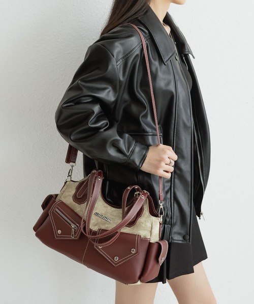 LA VORAGINE（ラ ヴォラジネ）の「アウトポケット配色バイカラー　2wayショルダーバッグ（ショルダーバッグ・レディース・ブラック/ワイン・FREE）」の5枚目の写真