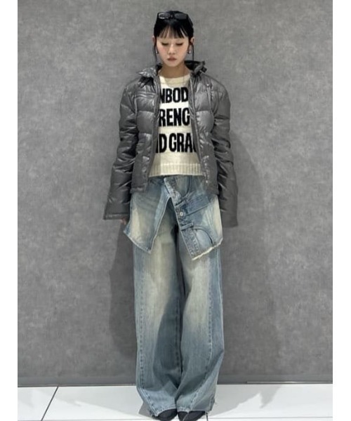 SLY(スライ)の「REMAKE ASYMMETRY L/W DENIM PT リメイク アシンメトリー ローウエスト デニムパンツ 冬服 春服(デニムパンツ・レディース・ブルー/ライトブルー・2/1/0)」の21枚目の写真