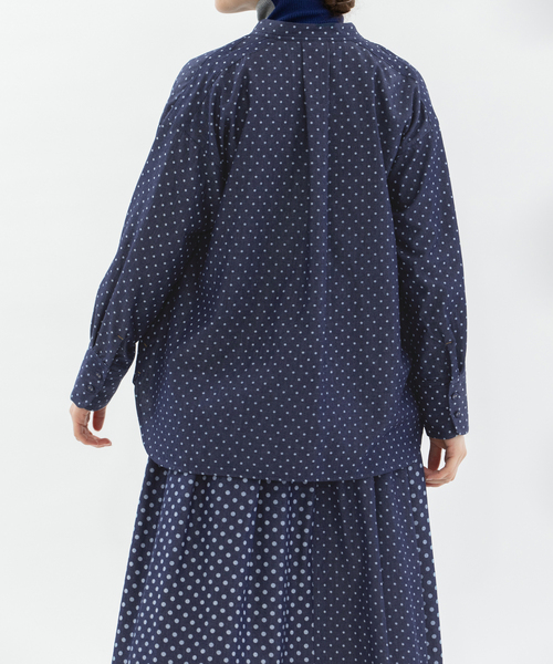 nop de nod（ノップドゥノッド）の「デニムドットプリントバンドカラースモックシャツ（シャツ/ブラウス・レディース・ブルー系/インディゴブルー・M）」の8枚目の写真