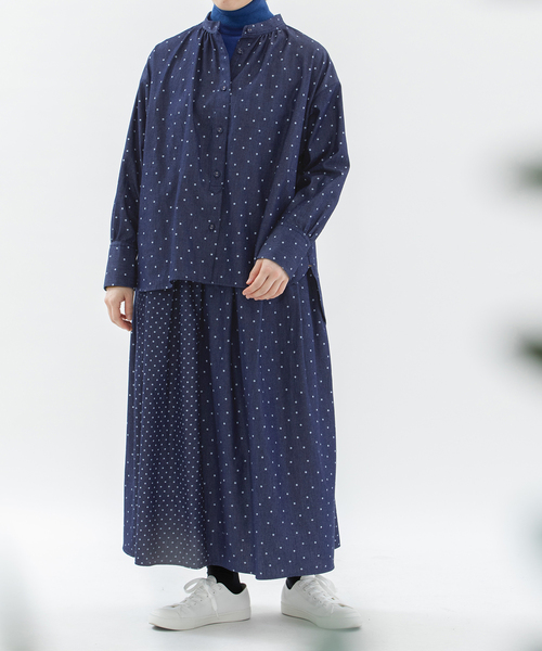 nop de nod(ノップドゥノッド)の「デニムドットプリントバンドカラースモックシャツ(シャツ/ブラウス・レディース・ブルー系/インディゴブルー・M)」の18枚目の写真