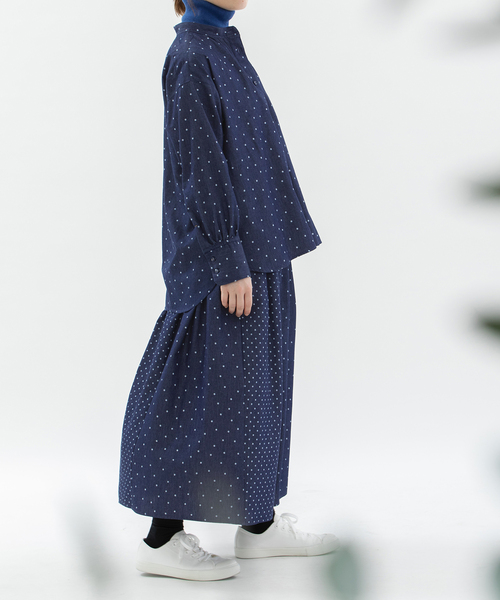 nop de nod(ノップドゥノッド)の「デニムドットプリントバンドカラースモックシャツ(シャツ/ブラウス・レディース・ブルー系/インディゴブルー・M)」の19枚目の写真