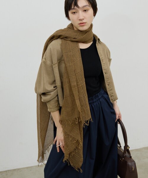 フォクシー　カシミアシルク　カーディガン　タグ付き　替えボタン有り フォクシー カシミアシルク カーディガン タグ付き 替えボタン有りの