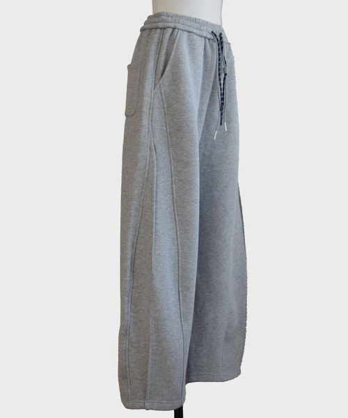 Marient（マリエント）の「ダブルコード裏起毛カーブスウェットPT（スウェットパンツ・レディース・グレー/ブラック・FREE）」の14枚目の写真