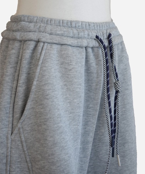 Marient（マリエント）の「ダブルコード裏起毛カーブスウェットPT（スウェットパンツ・レディース・グレー/ブラック・FREE）」の16枚目の写真