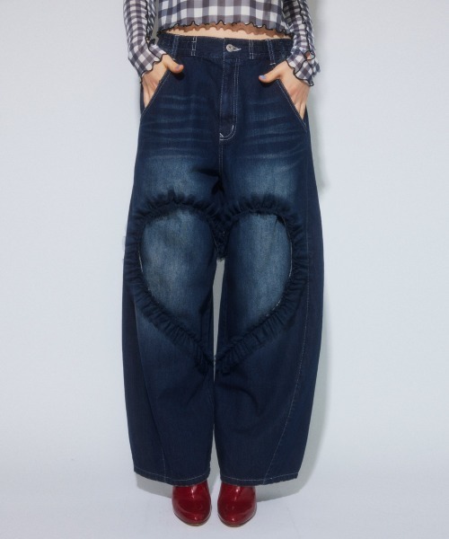Candy Stripper（キャンディストリッパー）の「HEART OPEN FRILL DENIM パンツ（デニムパンツ・レディース・ブルー系その他/ライトインディゴブルー・FREE）」の2枚目の写真