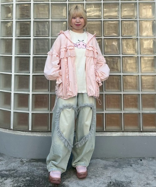 Candy Stripper（キャンディストリッパー）の「HEART OPEN FRILL DENIM パンツ（デニムパンツ・レディース・ブルー系その他/ライトインディゴブルー・FREE）」の5枚目の写真