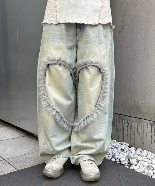 Candy Stripper（キャンディストリッパー）の「HEART OPEN FRILL DENIM パンツ（デニムパンツ・レディース・ブルー系その他/ライトインディゴブルー・FREE）」の12枚目の写真