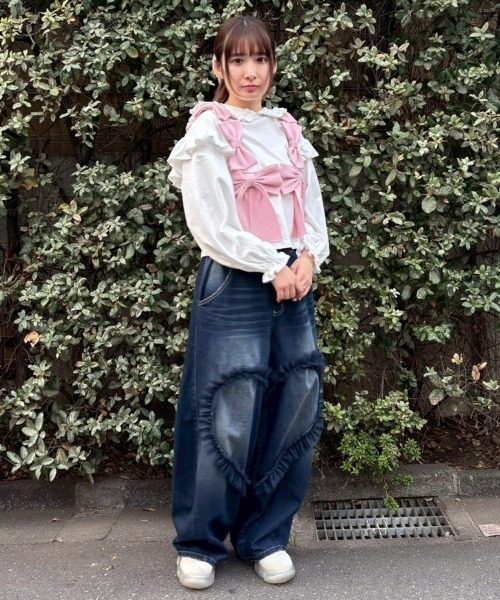 Candy Stripper（キャンディストリッパー）の「HEART OPEN FRILL DENIM パンツ（デニムパンツ・レディース・ブルー系その他/ライトインディゴブルー・FREE）」の15枚目の写真