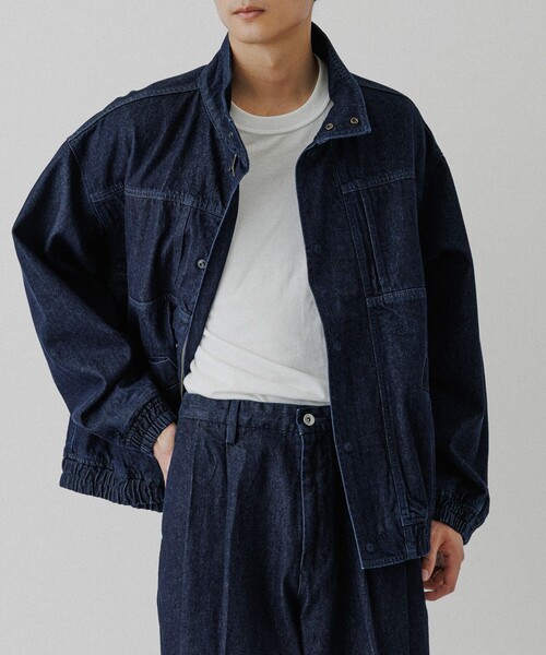 ADAM ET ROPE'（アダムエロペ）の「デニム ボマージャケット / ADAM ET ROPE' JEANS -FILM-（デニムジャケット・メンズ・ネイビー/ブラック系その他・M/L）」の5枚目の写真