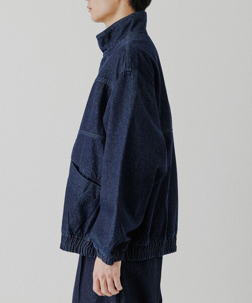 ADAM ET ROPE'（アダムエロペ）の「デニム ボマージャケット / ADAM ET ROPE' JEANS -FILM-（デニムジャケット・メンズ・ネイビー/ブラック系その他・M/L）」の7枚目の写真