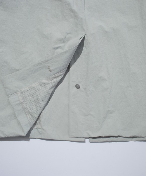 F/CE. （エフシーイー）の「F/CE. PAPER NYLON BALMACAAN COAT / エフシーイー ペーパー ナイロン バルマカーン コート（ステンカラーコート・メンズ・ブラック/ベージュ・SMALL/MEDIUM）」の10枚目の写真