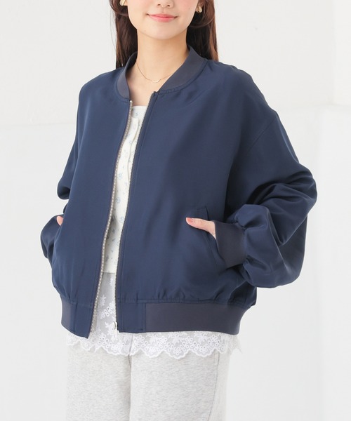 Honeys(ハニーズ)の「【非フッ素撥水加工】撥水加工リブブルゾン(ブルゾン・レディース・グレー/ネイビー/ブラック/アイボリー・S/M/LL/L)」の4枚目の写真