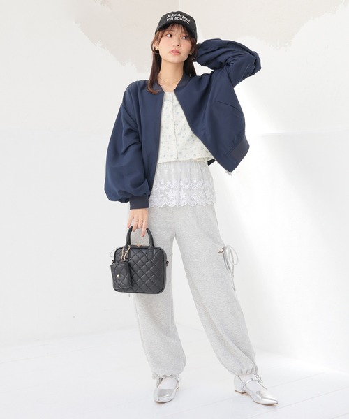 Honeys(ハニーズ)の「【非フッ素撥水加工】撥水加工リブブルゾン(ブルゾン・レディース・グレー/ネイビー/ブラック/アイボリー・S/M/LL/L)」の12枚目の写真