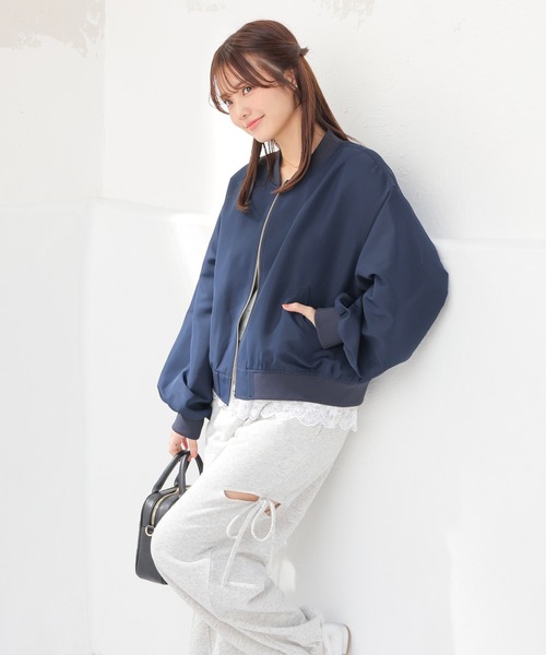 Honeys(ハニーズ)の「【非フッ素撥水加工】撥水加工リブブルゾン(ブルゾン・レディース・グレー/ネイビー/ブラック/アイボリー・S/M/LL/L)」の13枚目の写真