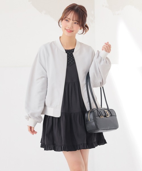 Honeys(ハニーズ)の「【非フッ素撥水加工】撥水加工リブブルゾン(ブルゾン・レディース・グレー/ネイビー/ブラック/アイボリー・S/M/LL/L)」の17枚目の写真