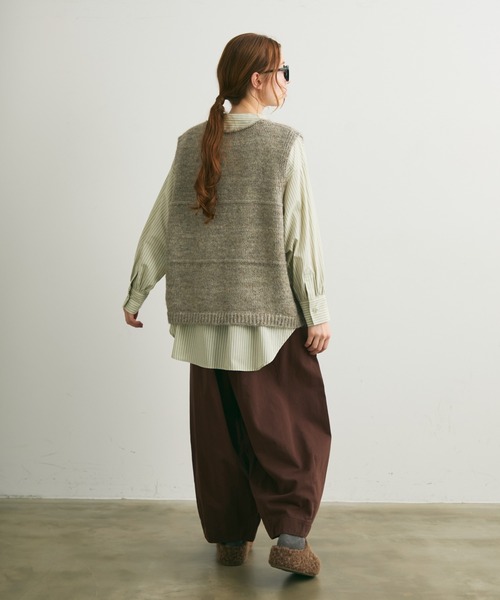 Crisp（クリスプ）の「ナチュラルリボンニットベスト（ベスト・レディース・ベージュ/アイボリー・FREE）」の9枚目の写真