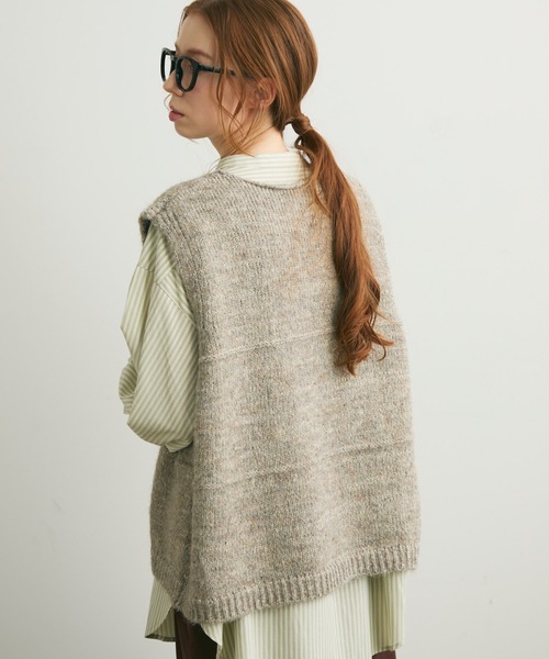 Crisp（クリスプ）の「ナチュラルリボンニットベスト（ベスト・レディース・ベージュ/アイボリー・FREE）」の13枚目の写真