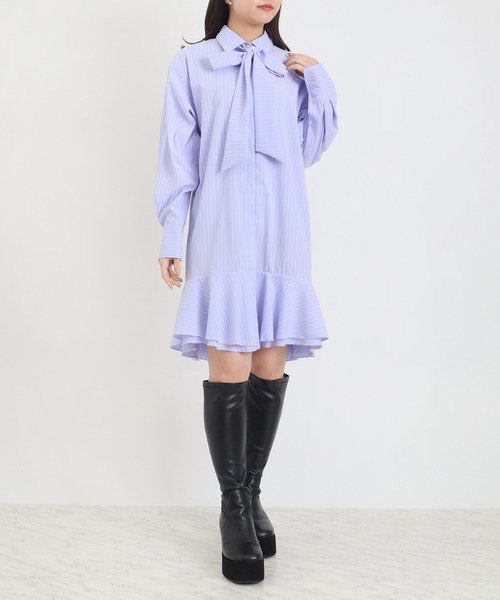 ASTORIA ODIER(アストリアオディール)の「リボンタイ ミニ丈 裾フリルシャツワンピース(ワンピース・レディース・ベージュ/サックスブルー/ブルー・MEDIUM)」の9枚目の写真