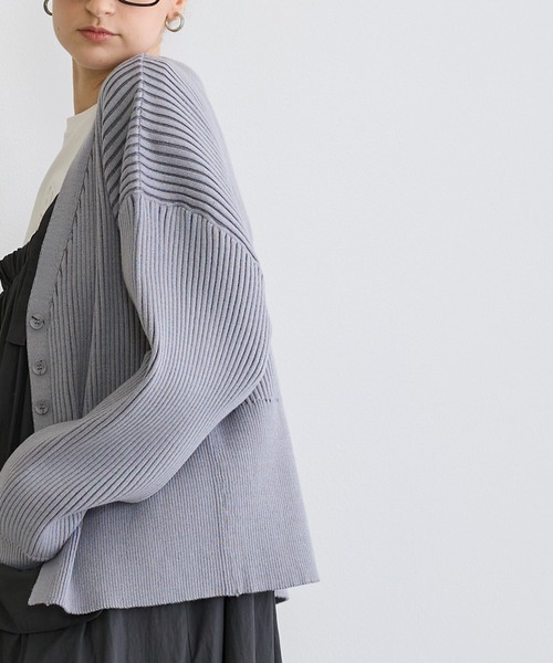 NICOLE white（ニコルホワイト）の「リブニットカーディガン（カーディガン/ボレロ・レディース・ブラック/オフホワイト/ライトグレー・FREE）」の7枚目の写真