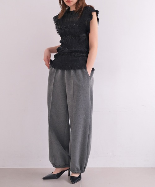 AKTE（アクテ）の「シャーリングギャザーブラウス（シャツ/ブラウス・レディース・アイボリー/ブラック・FREE）」の12枚目の写真