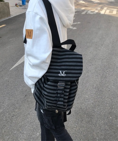 MUCENT(ムセント)の「◇MUCENT◇ブランド直輸入正規品/MUTE STRIPE MINI BACK PACK UNISEX ミュートストライプミニバックパック 男女共用(バックパック/リュック・レディース・ブラック・FREE)」の3枚目の写真