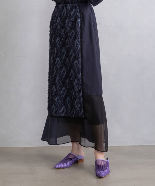 MARECHAL TERRE(マルシャルテル)の「ジャガードフリンジスカート(スカート・レディース・アイボリー/ブラック/ネイビー・MEDIUM)」の3枚目の写真