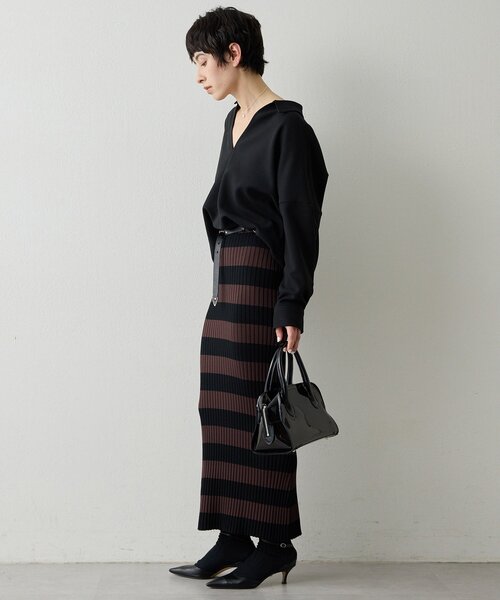 Whim Gazette（ウィムガゼット）の「ボーダーニットフィットスカート（スカート・レディース・ブラウン・FREE）」の4枚目の写真