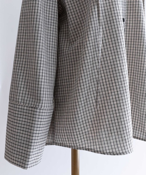 EN NEUME(エンノイム)の「Hooded Check Oversize Shirt(シャツ/ブラウス・レディース・ブラック/アイボリー・FREE)」の21枚目の写真