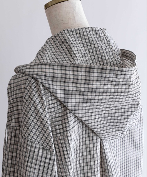 EN NEUME(エンノイム)の「Hooded Check Oversize Shirt(シャツ/ブラウス・レディース・ブラック/アイボリー・FREE)」の22枚目の写真