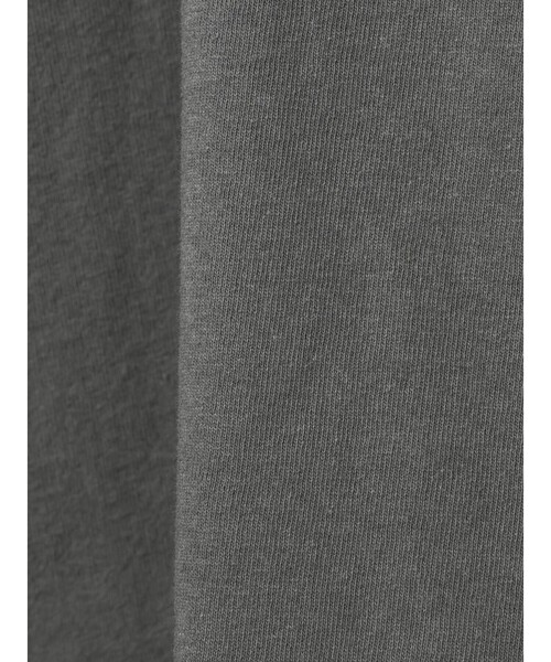MidiUmi(ミディウミ)の「MidiUmi ベーシックTシャツ(Tシャツ/カットソー・レディース・グリーン/ピンク/ブラック/オフホワイト/チャコールグレー・FREE)」の10枚目の写真