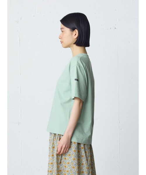 MidiUmi(ミディウミ)の「MidiUmi ベーシックTシャツ(Tシャツ/カットソー・レディース・グリーン/ピンク/ブラック/オフホワイト/チャコールグレー・FREE)」の7枚目の写真