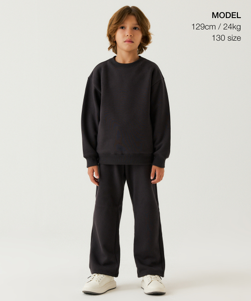 MUSINSA STANDARD KIDS（ムシンサスタンダードキッズ）の「起毛オーバーサイズスウェットシャツ [ダークグレー]（スウェット・レディース・その他・100/110）」の2枚目の写真
