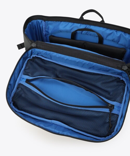 Columbia(コロンビア)の「大容量 Columbia/ サイドキック 35L バックパック /コロンビア(バックパック/リュック・レディース・ブラック系その他/ブラック×ブラック/グレー/ブラック・ONE SIZE)」の7枚目の写真
