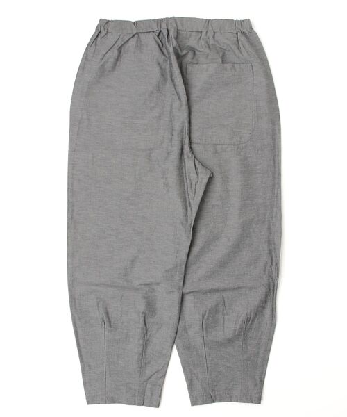 quadro（クオドロ）の「綿麻ストレッチタックパンツ（その他パンツ・レディース・チャコール/ライトグレー・FREE）」の3枚目の写真
