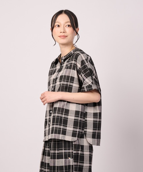 Arnold Palmer（アーノルドパーマー）の「ビックチェック シャツ ブラウス（シャツ/ブラウス・レディース・ブラック系2/サックスブルー/ネイビー/ブラック系1・L/M/S）」の2枚目の写真