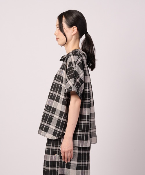 Arnold Palmer（アーノルドパーマー）の「ビックチェック シャツ ブラウス（シャツ/ブラウス・レディース・ブラック系2/サックスブルー/ネイビー/ブラック系1・L/M/S）」の12枚目の写真