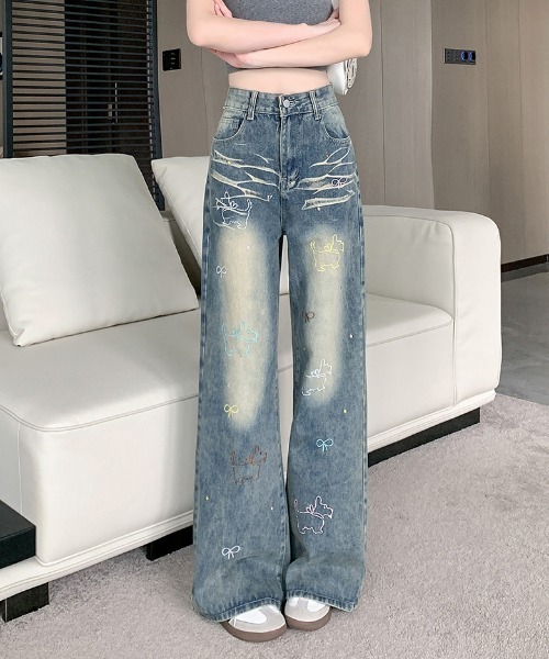 WEGO(ウィゴー)の「ドッグ刺繍ルーズストレートデニム(デニムパンツ・レディース・サックスブルー・MEDIUM/LARGE)」の9枚目の写真
