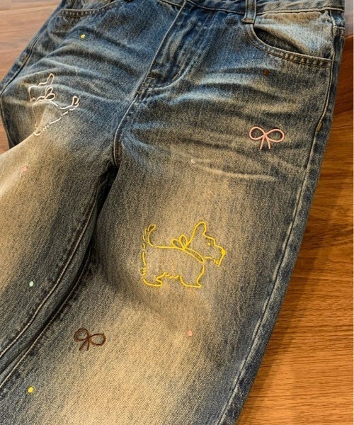 WEGO(ウィゴー)の「ドッグ刺繍ルーズストレートデニム(デニムパンツ・レディース・サックスブルー・MEDIUM/LARGE)」の6枚目の写真