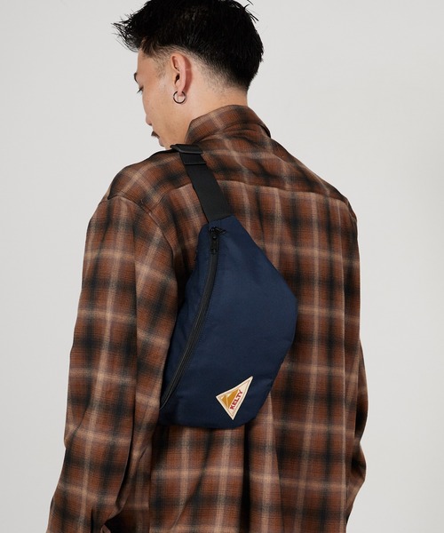 KELTY（ケルティ）の「KELTY/ケルティ ES SLIM FANNY お出かけ 公園 カラーバリエーション豊富 2026年春夏（ボディバッグ/ウエストポーチ・メンズ・スカイブルー/ブラック/ベージュ/ネイビー/オリーブ/セージグリーン/タン/マスタード/ホワイト系その他/ブラック系その他/ブラウン系その他/レオパード/アニマル・FREE）」の10枚目の写真