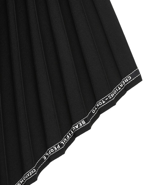 beautiful people(ビューティフルピープル)の「selvedge logo gaba-dine pleate 1535107005(スカート・レディース・ブラック・36)」の6枚目の写真