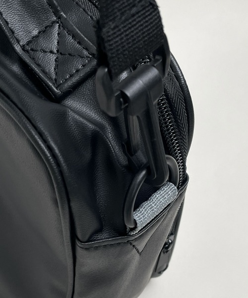 CALIFORNIA OUTFITTERS（カリフォルニア アウトフィッターズ）の「3C27 PUレザー 2WAYスクエアショルダーバッグ（ショルダーバッグ・メンズ・ブラック・ONESIZE）」の8枚目の写真