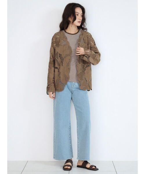 FIKA.(フィーカ)の「Floral lace blouse(その他アウター・レディース・オフホワイト/ブラック/ブラウン・MEDIUM)」の12枚目の写真