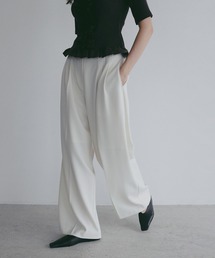TUCK WIDE PANTS