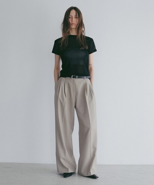 MANOF(マノフ)の「TUCK WIDE PANTS(その他パンツ・レディース・アイボリー/ベージュ/グリーン/ブラック・S/M)」の15枚目の写真