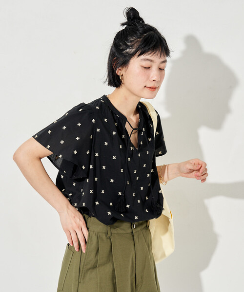 FREAK'S STORE(フリークスストア)の「インド 総柄刺繍 袖フリルブラウス<セットアップ対応>(シャツ/ブラウス・レディース・オフホワイト/ブラック・フリ-)」の20枚目の写真