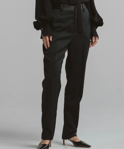 CINOH(チノ)の「INSIDE ZIP PANTS(スラックス・レディース・ブラック・38)」の1枚目の写真