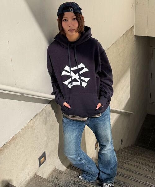 EXTRAORDINARY（エクストラオーディナリー）の「REVERSIBLE EX LOGO HOODIE NAVY（パーカー・メンズ・その他・MEDIUM/LARGE/X-LARGE）」の8枚目の写真
