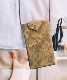 keu（ケウ）の「keu スキニーケース S(7.5inch)（ショルダーバッグ）」