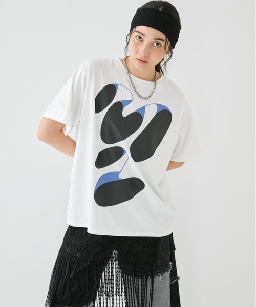 MIRROR STOKE(ミラーストーク)の「【ZOZO限定/追加】MS GRAPHIC TSHIRT/ミラーストークグラフィックティーシャツ(Tシャツ/カットソー・レディース・チャコールグレー/オフホワイト・MEDIUM)」の1枚目の写真